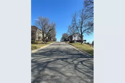 107 Fairway Landings Drive, Cecil, PA 15317 - Photo 5