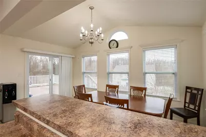 100 Willow Dr, Harrison Township, PA 15065 - Photo 9