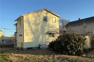 208 S Lafayette St, New Castle, PA 16102 - Photo 3