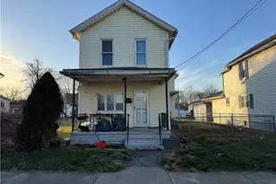 208 S Lafayette St, New Castle, PA 16102 - Photo 1