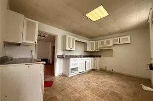 311 E Reynolds St, New Castle, PA 16101 - Photo 3