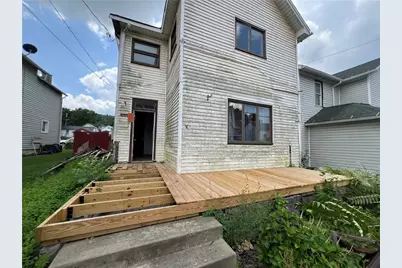 19 W Terrace Ave, New Castle, PA 16102 - Photo 1