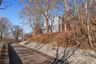 628 Haverhill St, Homewood Brushton, PA 15208 - Photo 5