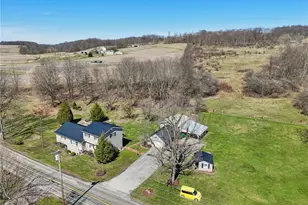 5216 Old Pulaski Rd, Pulaski Township, PA 16142 - Photo 5