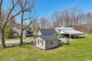 5216 Old Pulaski Rd, Pulaski Township, PA 16142 - Photo 3