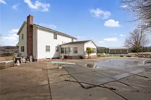 19 Misty Meadows Ln, Menallen Township, PA 15401 - Photo 9