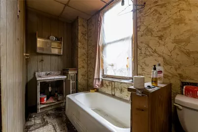 420 Charles St, Pittsburgh, PA 15210 - Photo 17