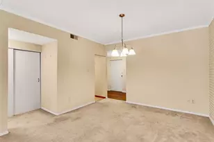 5841 Morrowfield Ave, Pittsburgh, PA 15217 - Photo 11