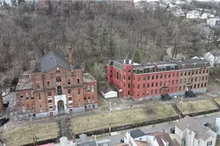 42-44 Pius St, Pittsburgh, PA 15203 - Photo 3