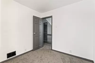 7818 Saint Lawrence Ave, Pittsburgh, PA 15218 - Photo 19