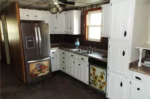 18 Penn Ave, East Bethlehem, PA 15322 - Photo 15