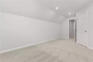 215 Sierra Dr, Canonsburg, PA 15317 - Photo 19