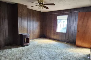 528 Carbon St, Butler, PA 16001 - Photo 15