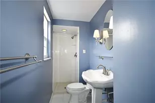 402 E Malden, Coal Center Boro, PA 15423 - Photo 23