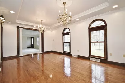 402 E Malden, Coal Center Boro, PA 15423 - Photo 9