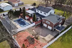 402 E Malden, Coal Center Boro, PA 15423 - Photo 47