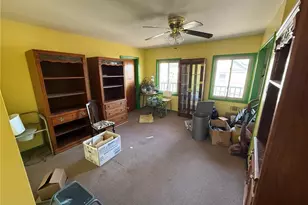 810 10th St, Stowe Township, PA 15136 - Photo 9