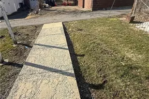 810 10th St, Stowe Township, PA 15136 - Photo 29