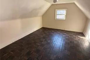 810 10th St, Stowe Township, PA 15136 - Photo 17