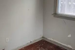 42 Forest Rd, Harmony Township, PA 15003 - Photo 9