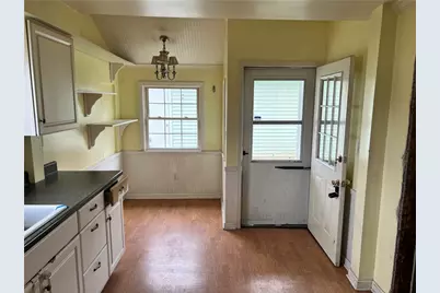 313 E 9th Ave, Tarentum, PA 15084 - Photo 3