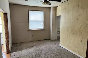 313 E 9th Ave, Tarentum, PA 15084 - Photo 5