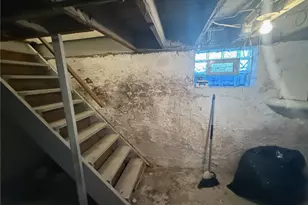 810 10th St, Stowe Township, PA 15136 - Photo 17