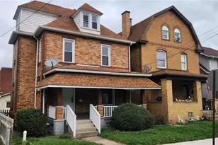 424 Wayne Ave, Ellwood City, PA 16117 - Photo 1