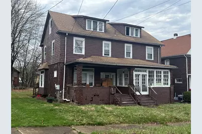 624 Park Ave, Farrell, PA 16121 - Photo 1