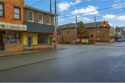 41 N Mercer St, New Castle, PA 16101 - Photo 5