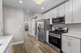 830 Adelaide St, Schenley Heights, PA 15219 - Photo 13