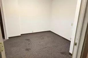 141 S Jefferson St, Kittanning, PA 16201 - Photo 7