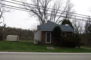 810 Venetia Rd, Peters Township, PA 15367 - Photo 1