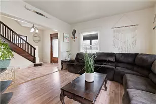 11 E Moody Ave, New Castle, PA 16101 - Photo 3