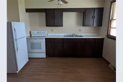 623.5 Conrad, Charleroi Boro, PA 15022 - Photo 3