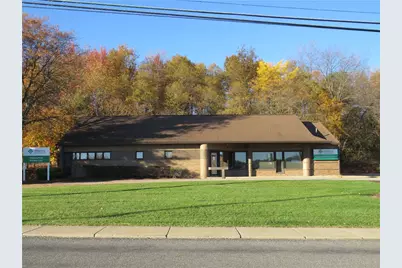 621 Kelly Blvd, Slippery Rock, PA 16057 - Photo 1