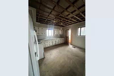 806 High St, New Castle, PA 16101 - Photo 5