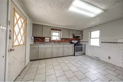 627 Rostraver Rd, Belle Vernon, PA 15012 - Photo 11