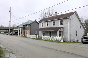 723 Broadford Rd, Upper Tyrone Township, PA 15425 - Photo 17