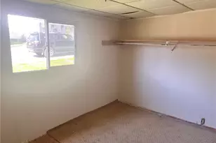 506 E Division St, New Castle, PA 16101 - Photo 17