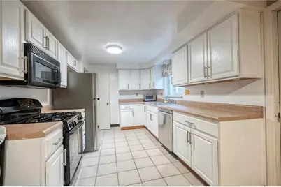 2106 Lappe Ln, Spring Hill, PA 15212 - Photo 5