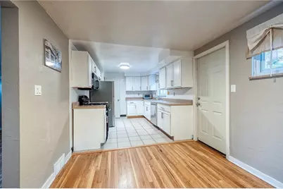 2106 Lappe Ln, Spring Hill, PA 15212 - Photo 7