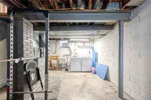 2106 Lappe Ln, Spring Hill, PA 15212 - Photo 17