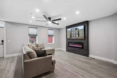 124 Locarna Way, Pittsburgh, PA 15201 - Photo 3