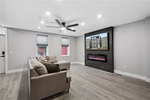 124 Locarna Wy, Pittsburgh, PA 15201 - Photo 3