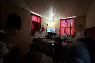 930 Marshall Ave, New Castle, PA 16101 - Photo 3