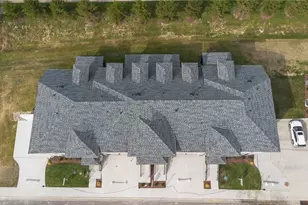 233 Lucca Ln, Pittsburgh, PA 15241 - Photo 3