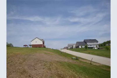 707 Victoria Way, Derry Township, PA 15627 - Photo 3