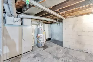 2444 Dewey St, Homestead, PA 15120 - Photo 23