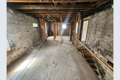 2667 Puckety Dr, Export, PA 15632 - Photo 9